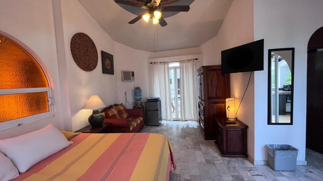Aventura Pacifico Boutique Suites & Villas (Adults Only) Bucerías Eksteriør billede